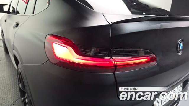 BMW X4M 2020 — photo 9