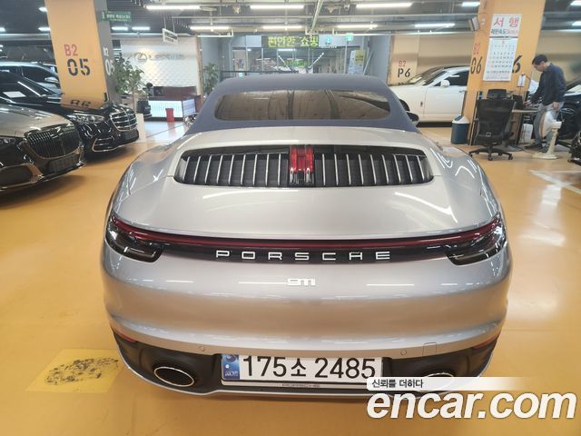 Porsche 911 2024 — photo 5