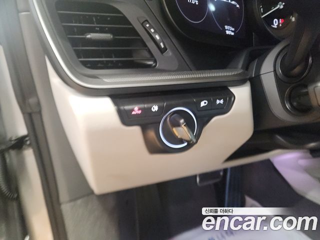 Porsche 911 2024 — photo 8