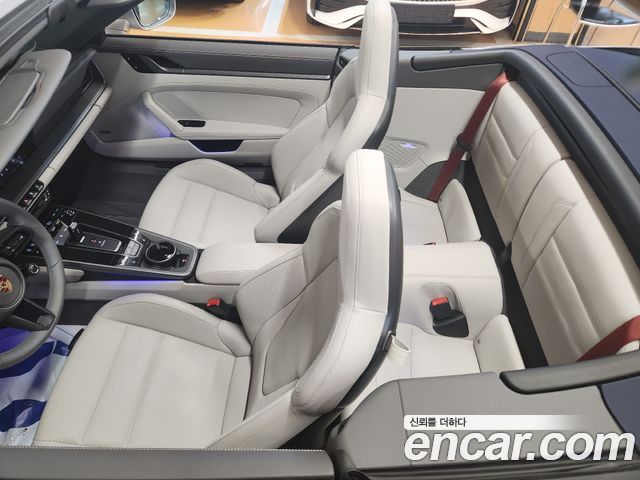 Porsche 911 2024 — photo 16