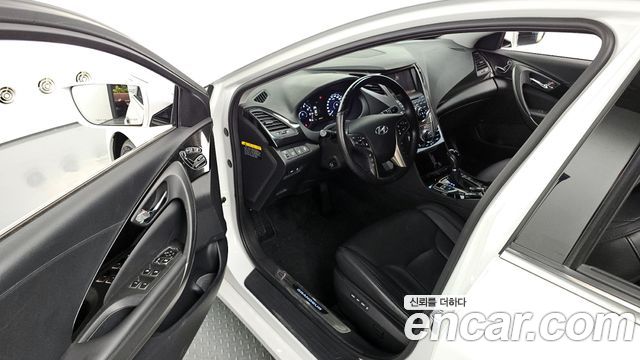 Hyundai Grandeur 2012 — photo 11