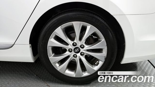 Hyundai Grandeur 2012 — photo 7