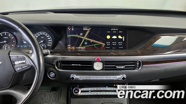 Genesis G90 2019 — photo 13