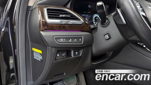 Genesis G90 2019 — photo 15