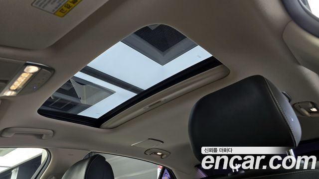 Genesis G90 2019 — photo 16