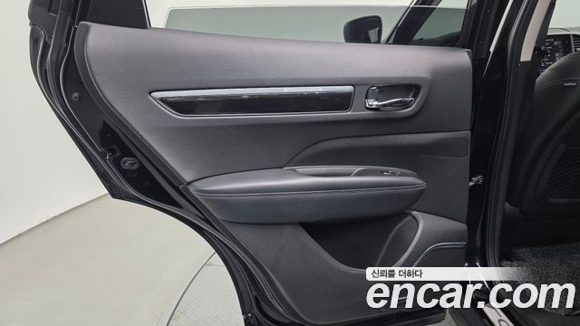 Renault Korea QM6 2017 — photo 15
