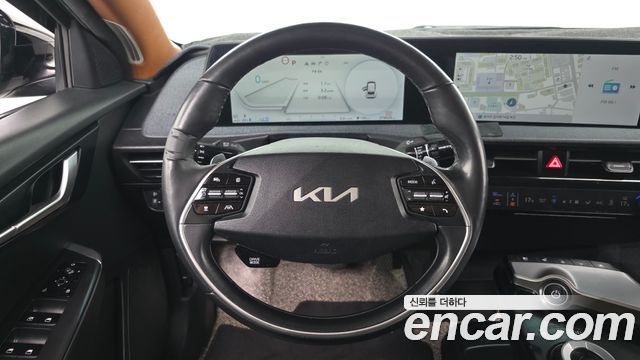 Kia EV6 2022 — photo 13