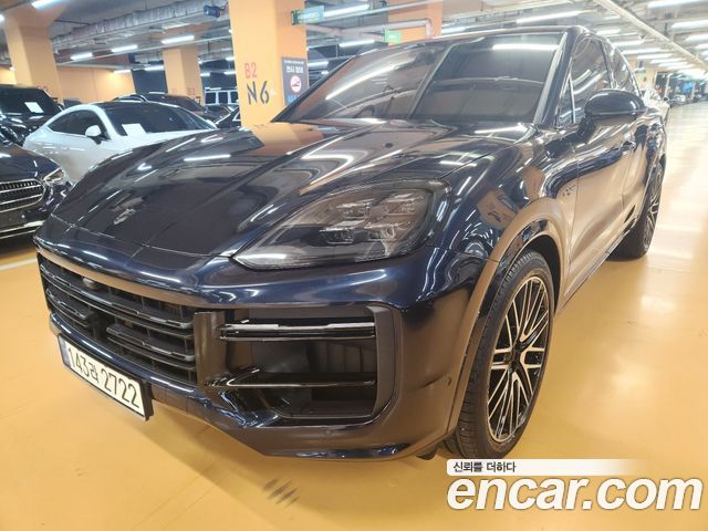 Porsche Cayenne 2025 — photo 2
