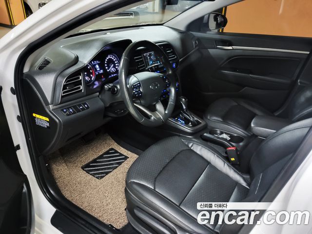 Hyundai AVANTE 2020 — photo 8