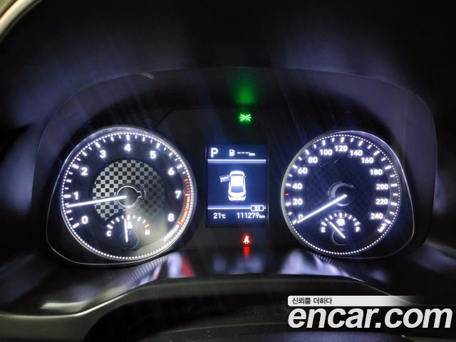 Hyundai AVANTE 2020 — photo 12