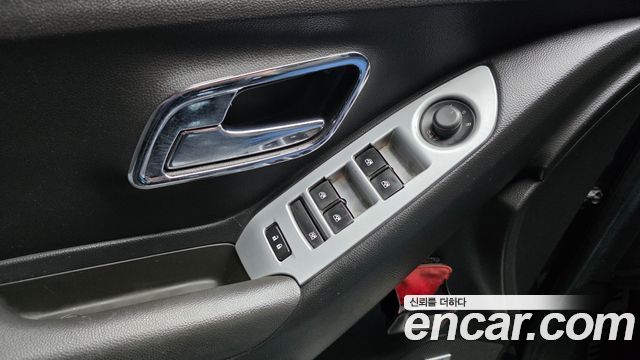 Chevrolet Korea Trax 2017 — photo 20