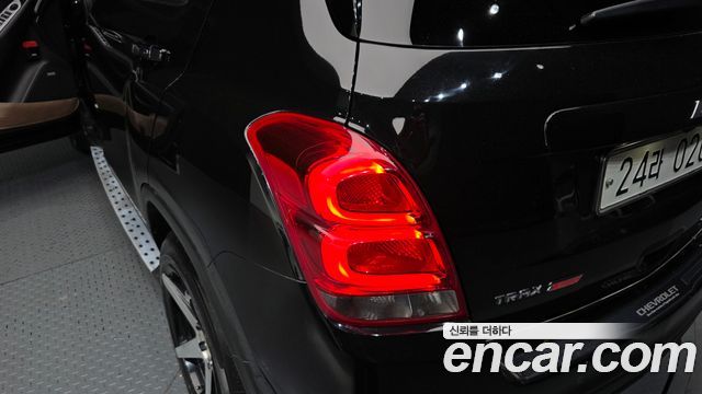 Chevrolet Korea Trax 2017 — photo 9