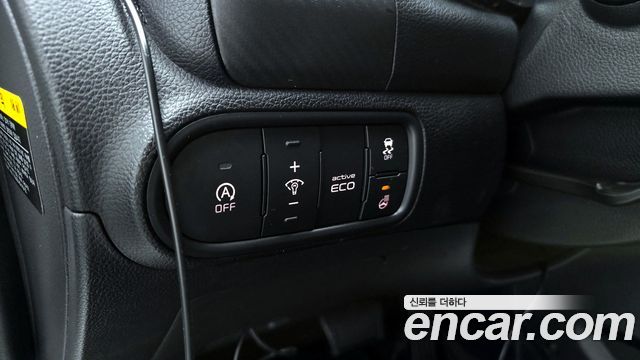 Kia K3 2015 — photo 24