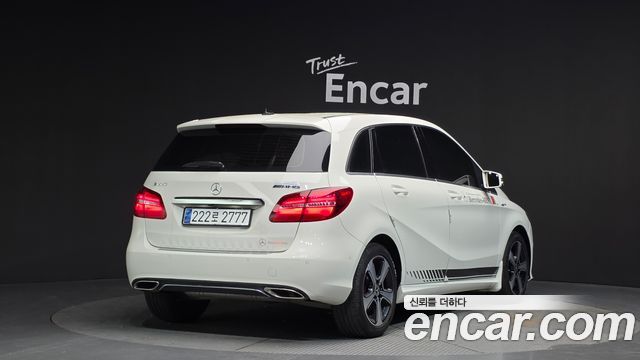Mercedes-Benz B-Class 2018 — photo 2