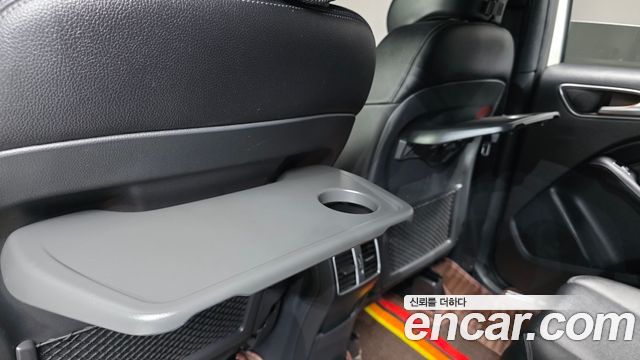 Mercedes-Benz B-Class 2018 — photo 18