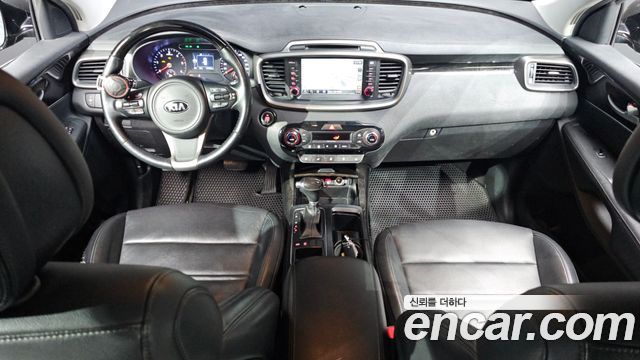 Kia Sorento 2015 — photo 10