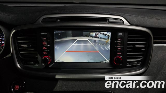 Kia Sorento 2015 — photo 22