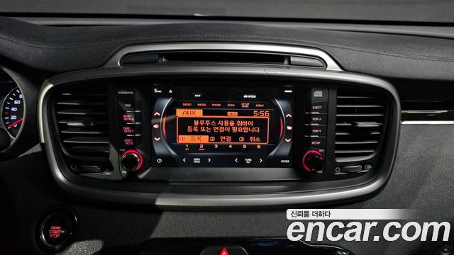 Kia Sorento 2015 — photo 23