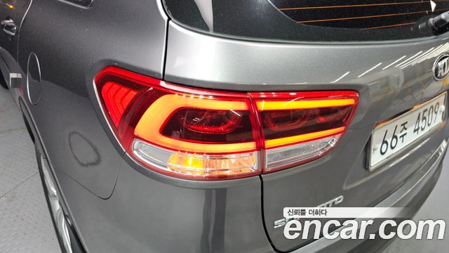 Kia Sorento 2015 — photo 9