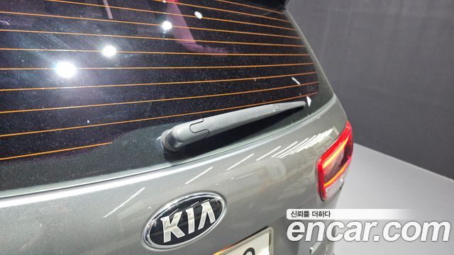 Kia Sorento 2015 — photo 28