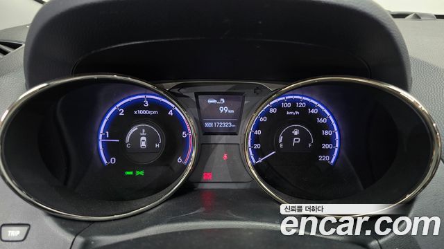 Hyundai Tucson 2012 — photo 8