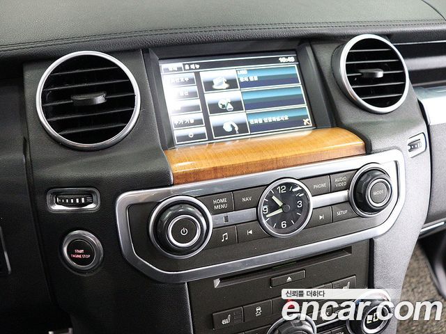 Land Rover Discovery 2014 — photo 6