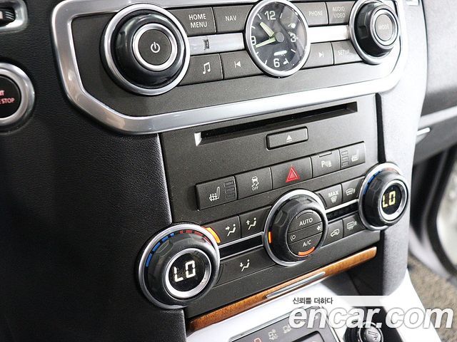 Land Rover Discovery 2014 — photo 7