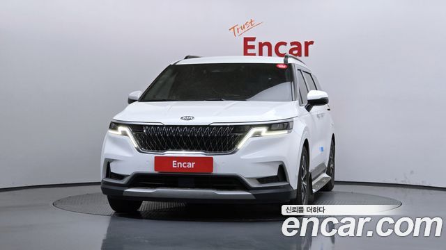 Kia Canival 2021 — photo 3