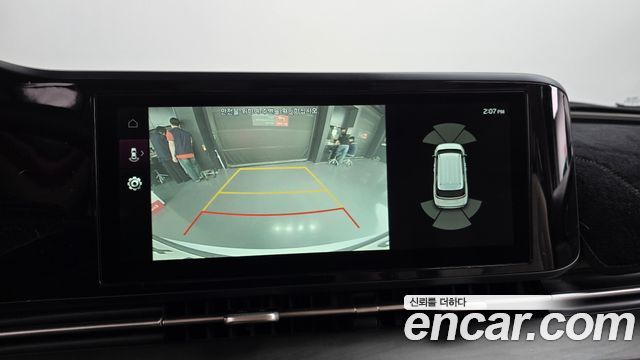 Kia Canival 2021 — photo 16