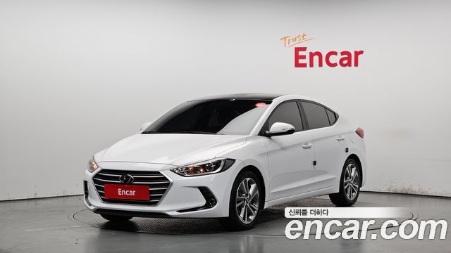 Hyundai AVANTE 2018 — photo 1