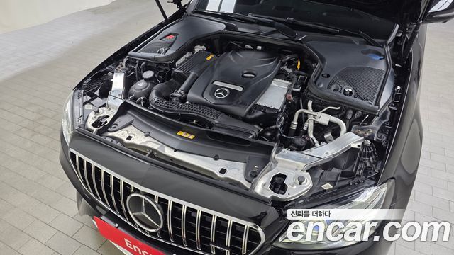 Mercedes-Benz E-Class 2020 — photo 6