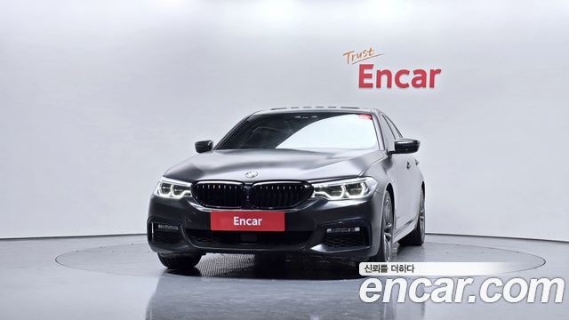 BMW 5-Series 2018 — photo 3