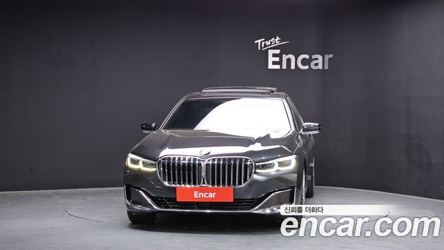 BMW 7-Series 2020 — photo 3