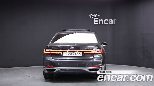 BMW 7-Series 2020 — photo 4