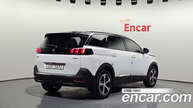 Peugeot 5008 2019 — photo 2