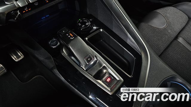 Peugeot 5008 2019 — photo 9