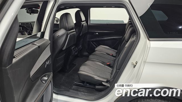 Peugeot 5008 2019 — photo 12