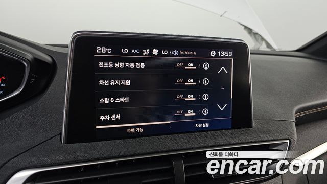 Peugeot 5008 2019 — photo 18