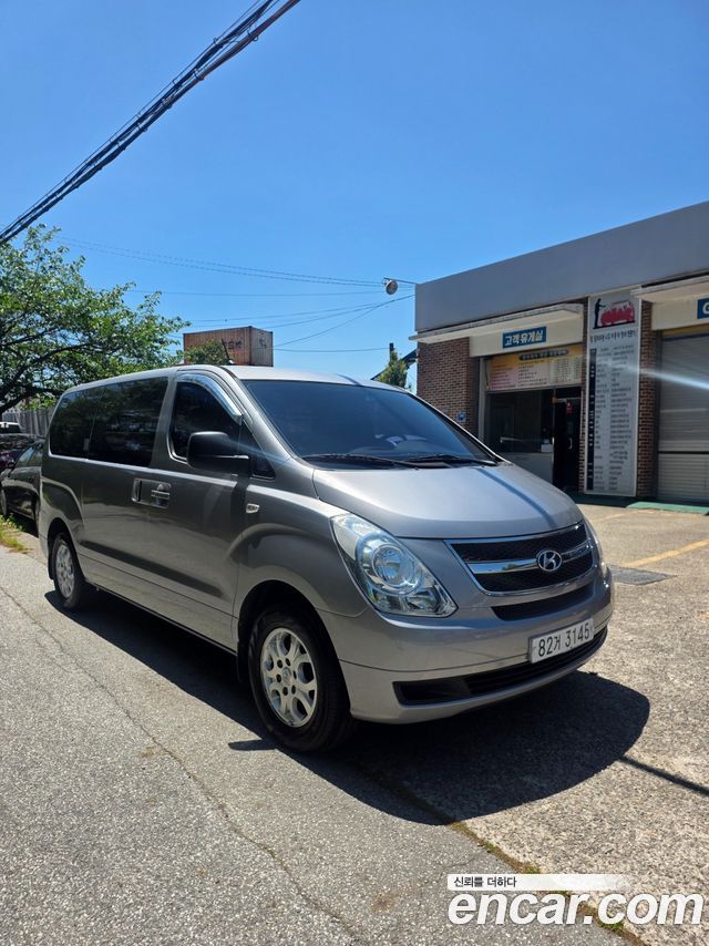 Hyundai Starex 2013 — photo 2