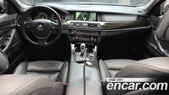 BMW 5-Series 2015 — photo 7