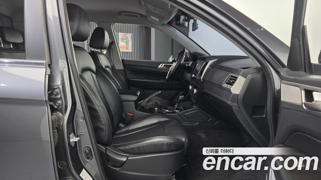 KG Mobility Rexton 2018 — photo 11