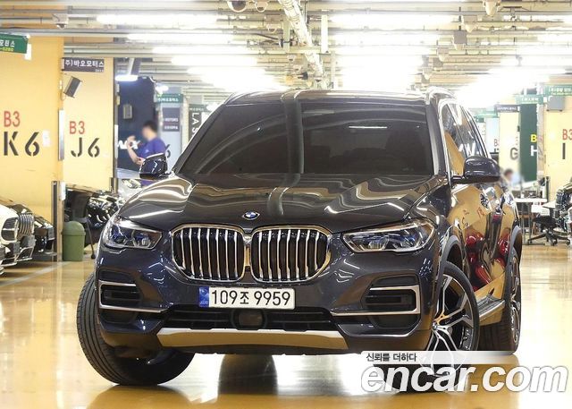 BMW X5 2022 — photo 3