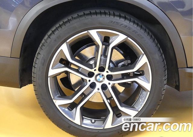 BMW X5 2022 — photo 5