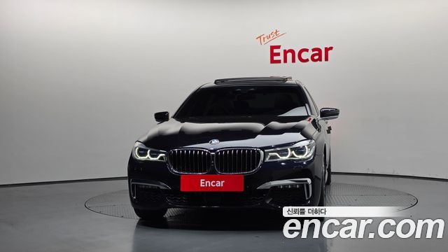BMW 7-Series 2018 — photo 3