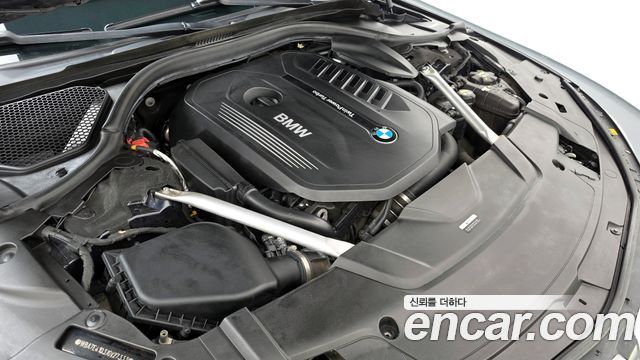 BMW 7-Series 2018 — photo 6