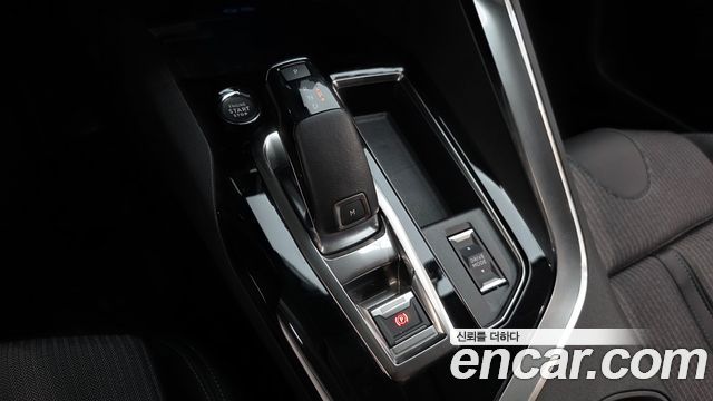 Peugeot 5008 2022 — photo 12