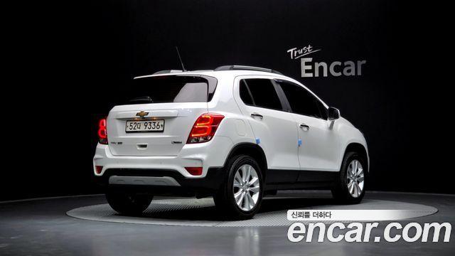 Chevrolet Korea Trax 2018 — photo 2