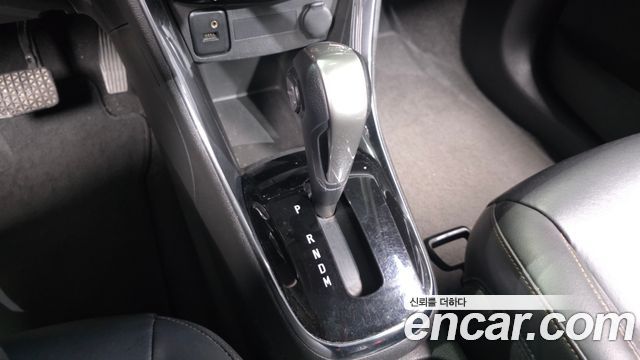 Chevrolet Korea Trax 2018 — photo 12