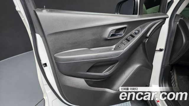 Chevrolet Korea Trax 2018 — photo 14