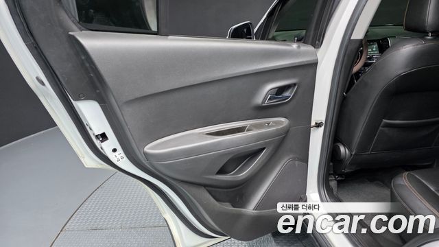 Chevrolet Korea Trax 2018 — photo 15